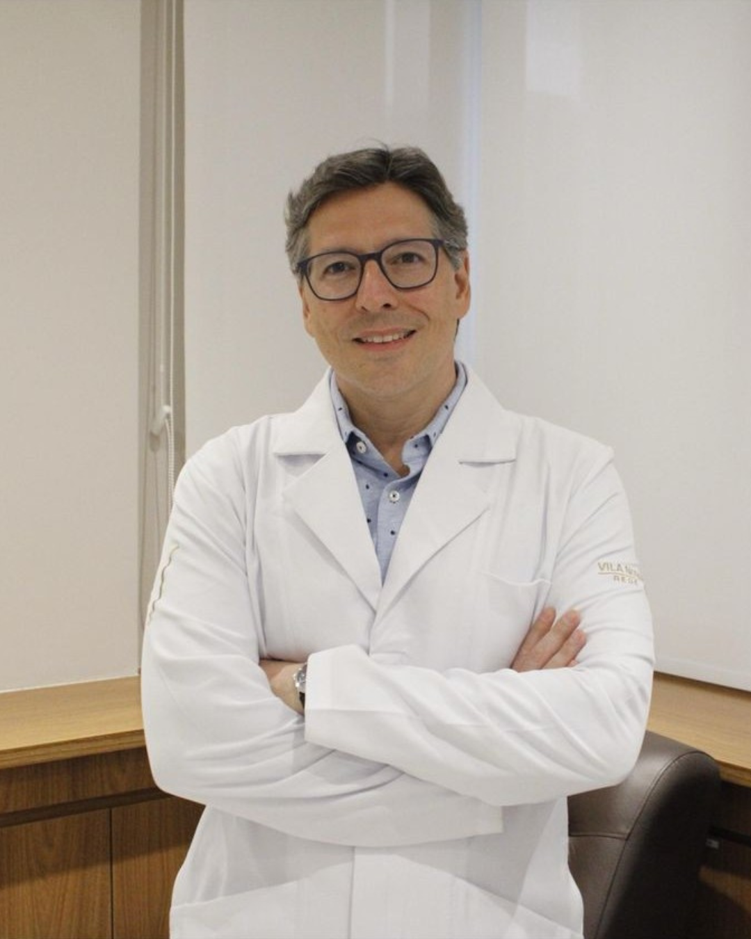 Dr. Daniel Jorge – Ortopedista e Especialista em Coluna